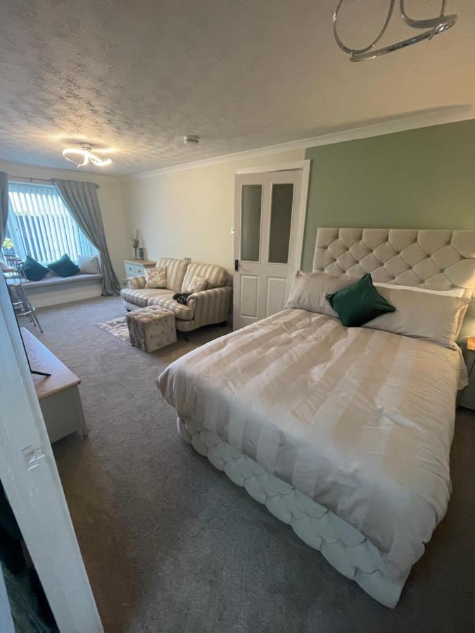 The Nest, Livingston Appartement Buitenkant foto
